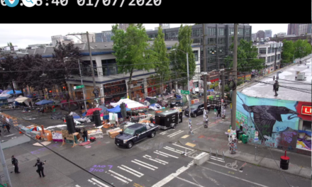 Seattle Police Move Into CHOP: Livestream