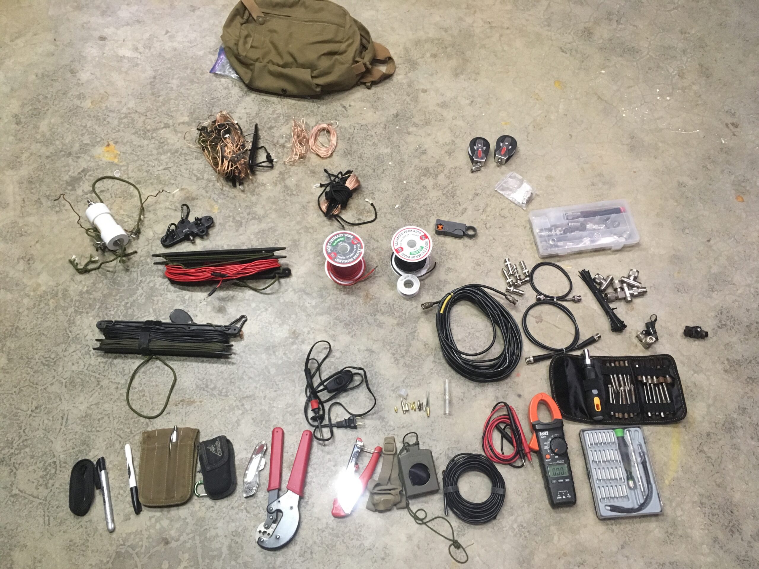 Junk on the Bunk Field Expedient Antenna, by Prof. Spartan American