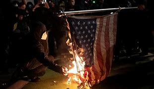Its TOTALLY NOT an Insurrection: Portland Courthouse once again Under Seige